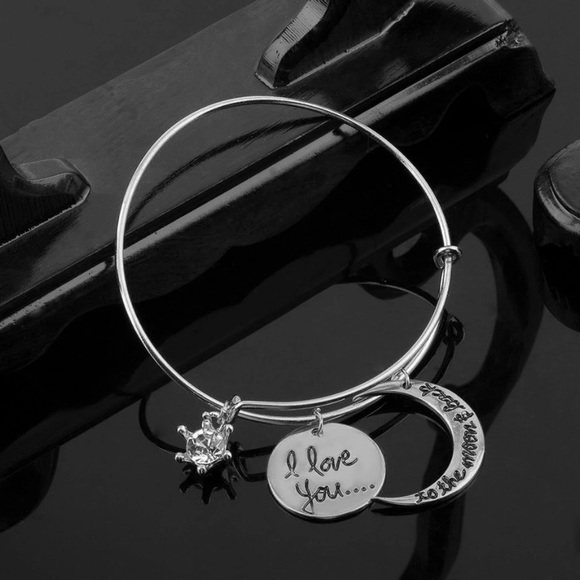 “I love you to the moon and back” Charm Bracelet - Picture 2 of 2
